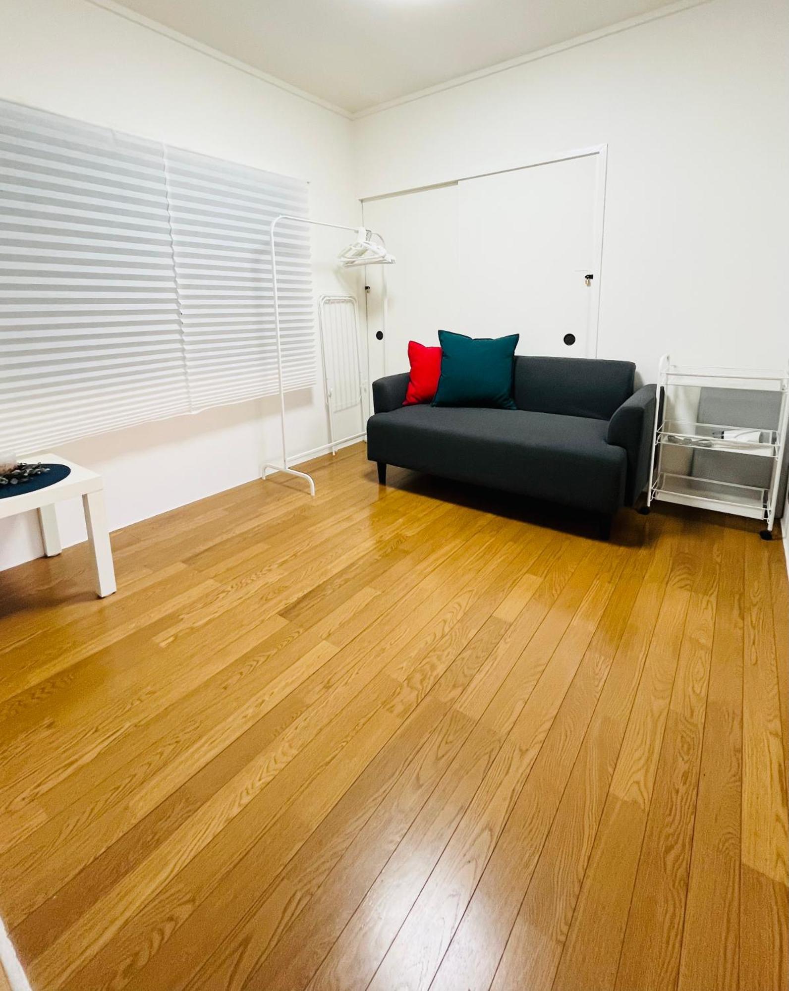 Izumi Apartment Osaka Buitenkant foto